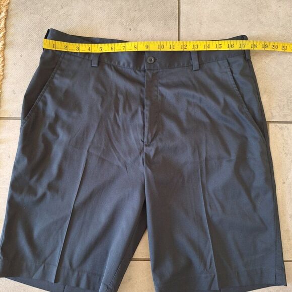 Nike Black golf short‎ size 34 - Picture 4 of 6
